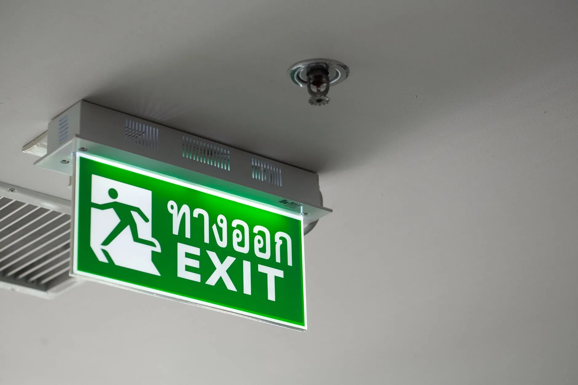重庆地区河道治理工程中的生态护岸技术应用分析
